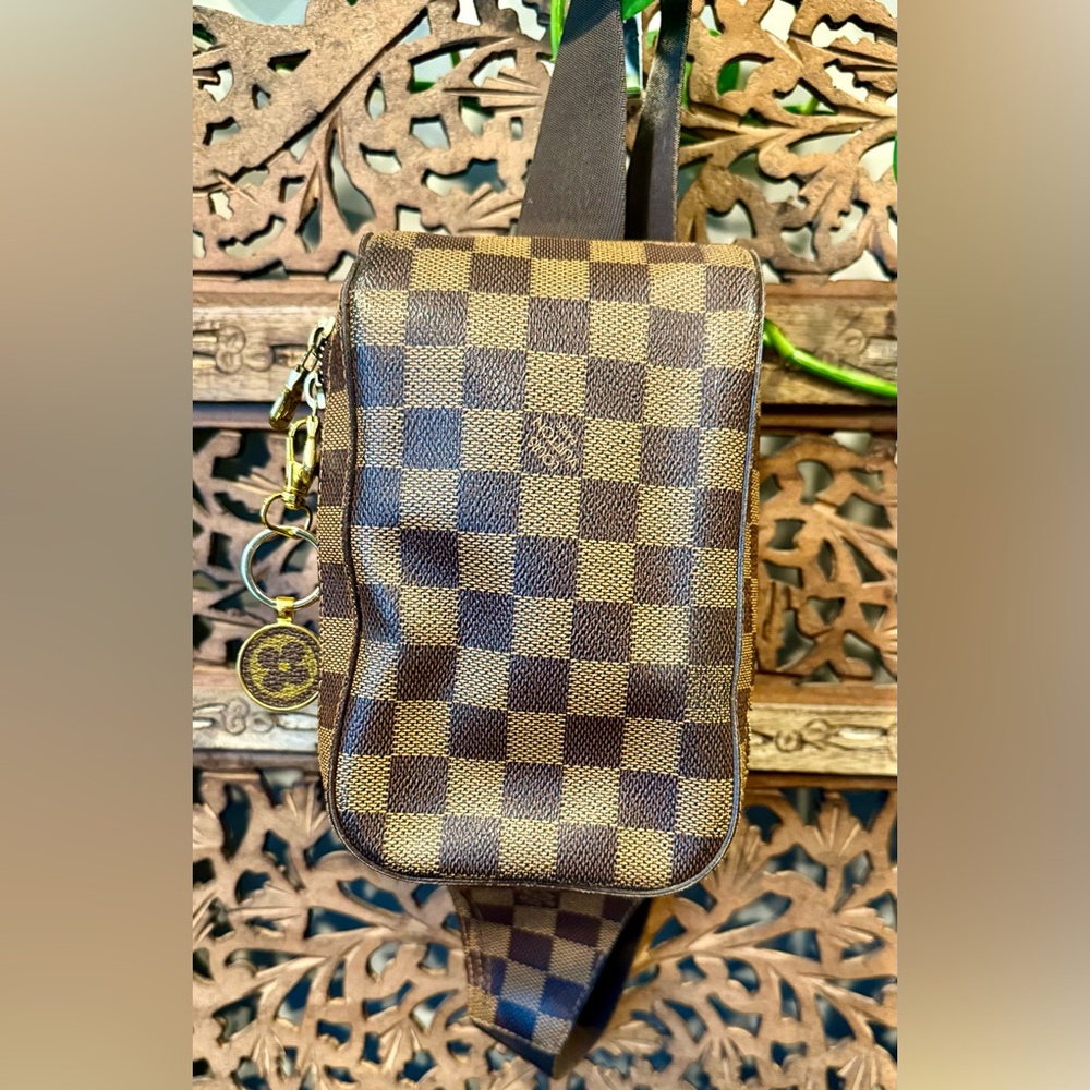 Louis Vuitton Geronimo Sling Bum Crossbody Bag